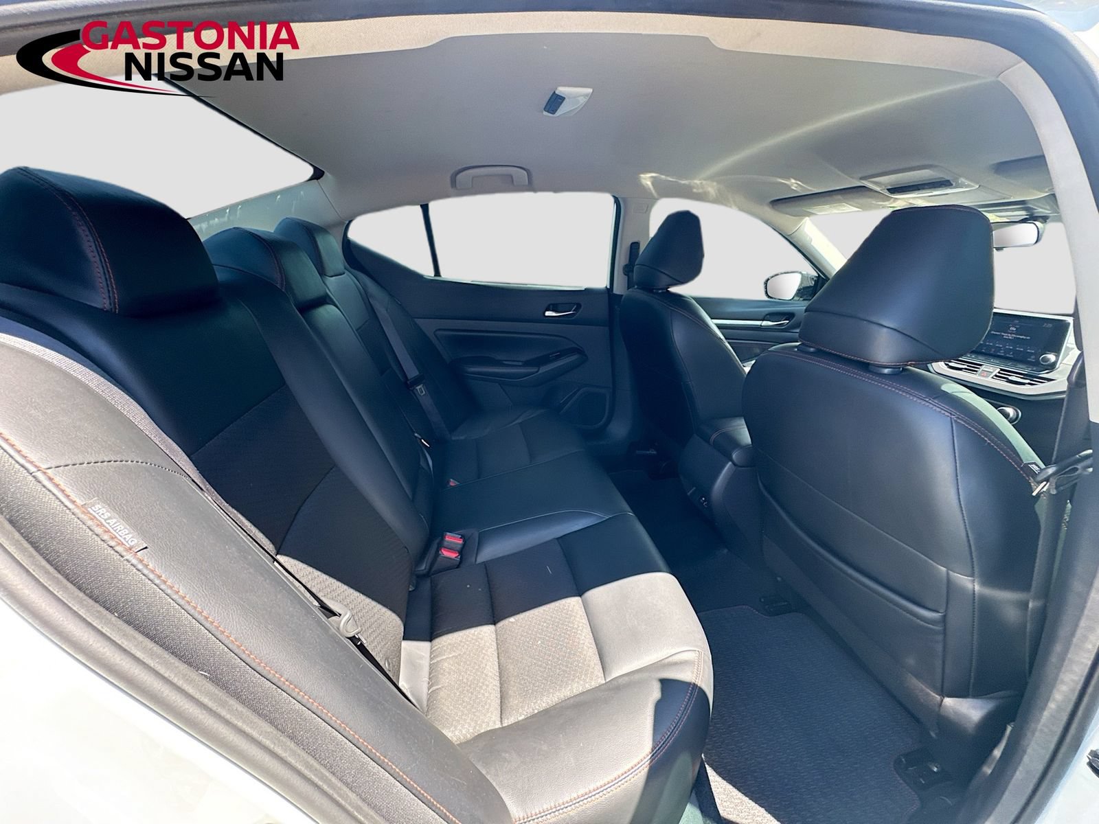 Used 2023 Nissan Altima 2.5 SR FWD image 34