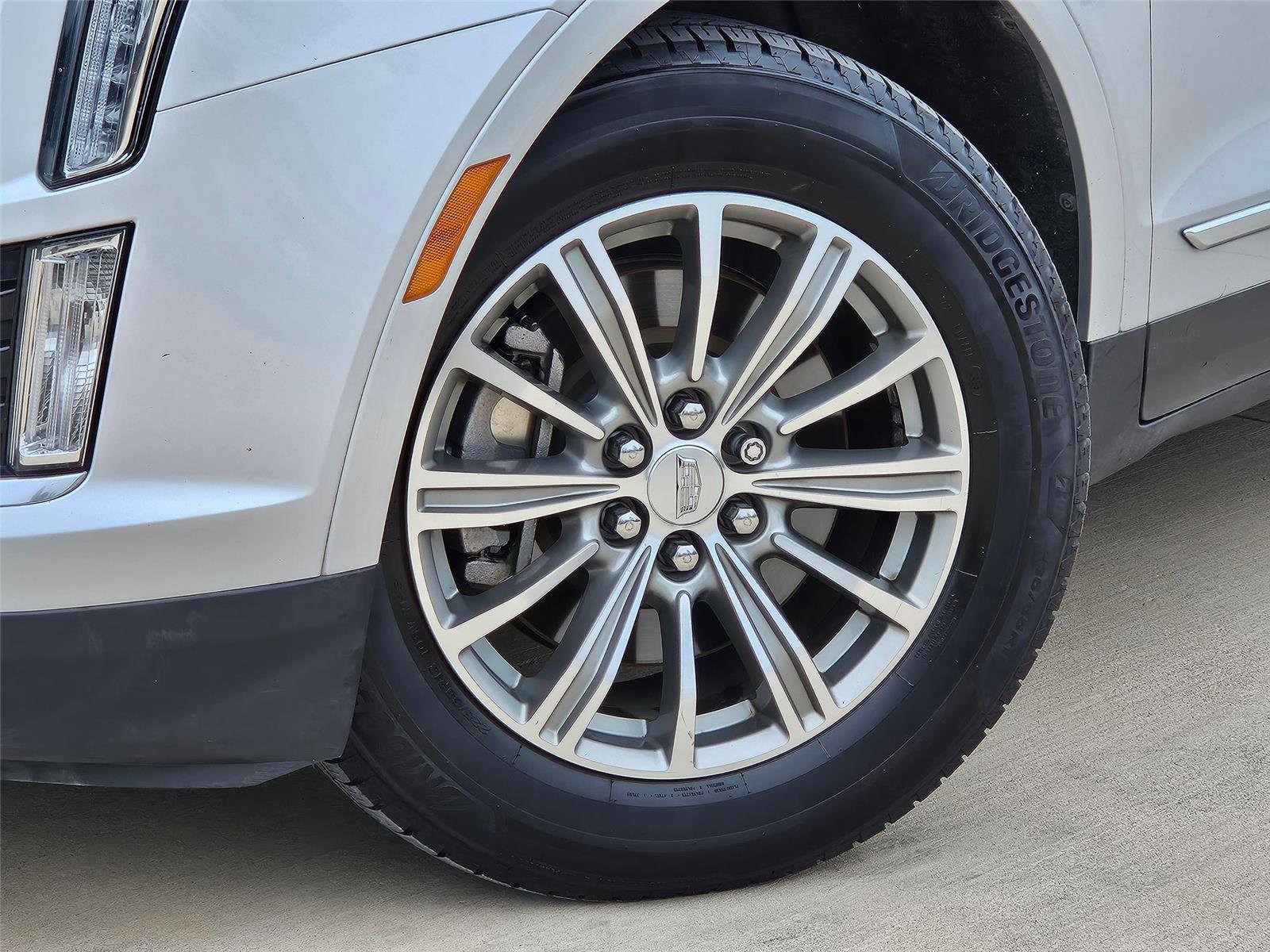 Used 2019 Cadillac XT5 Luxury FWD image 7