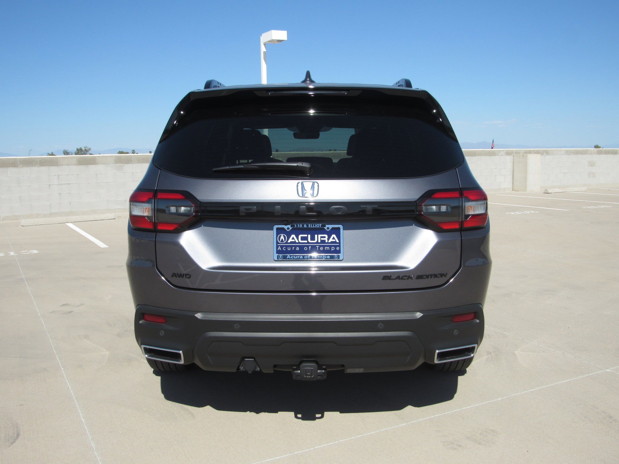 Used 2025 Honda Pilot Black Edition image 7