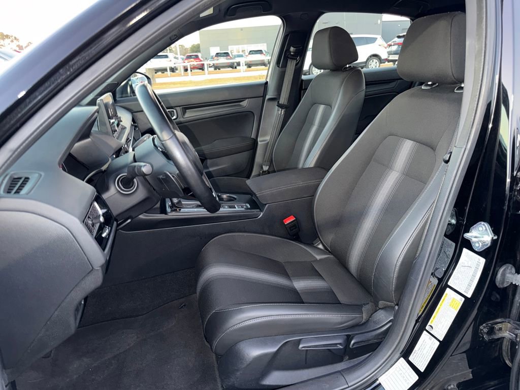 Used 2025 Honda Civic Sport image 9