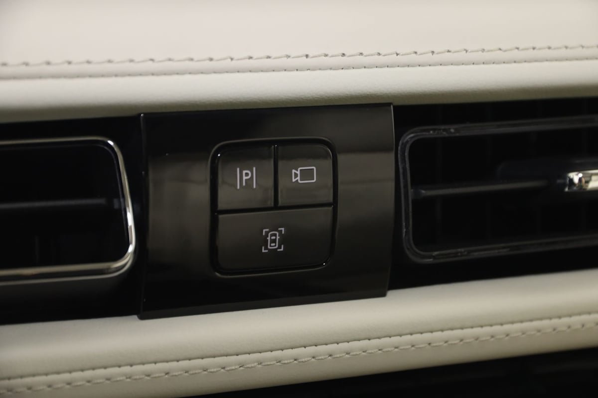 Used 2023 Lincoln Nautilus Black Label AWD/4WD image 33