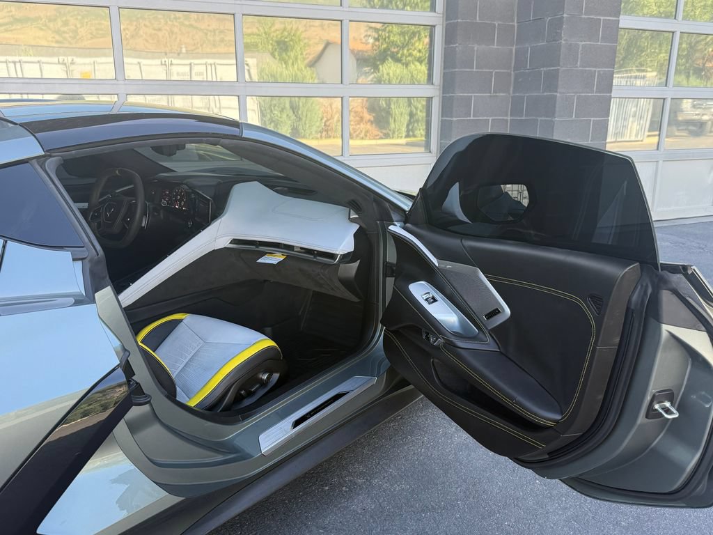 Used 2022 Chevrolet Corvette Stingray Premium Cpe RWD image 27
