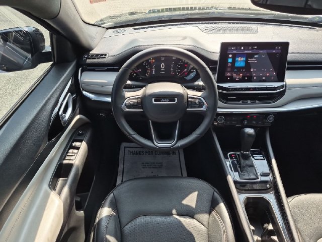 Used 2023 Jeep Compass Limited AWD/4WD image 29