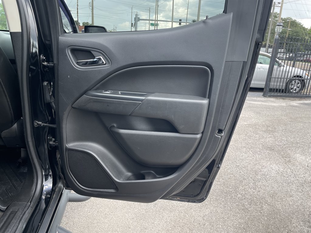 Used 2018 Chevrolet Colorado ZR2 w/ ZR2 Midnight Special Edition AWD/4WD image 42