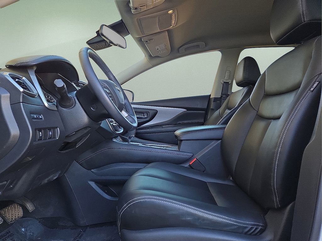 Used 2023 Nissan Murano SV w/ SV Midnight Edition Package image 23