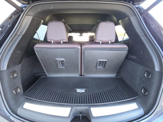 Used 2021 Cadillac XT6 Premium Luxury image 11