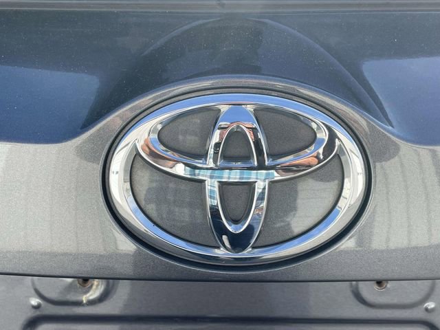 Used 2015 Toyota RAV4 Limited w/ Technology Package AWD/4WD image 6
