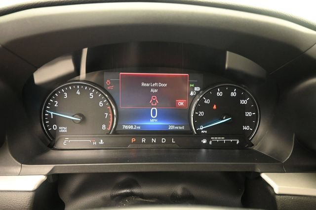 Used 2022 Ford Explorer XLT w/ Equipment Group 202A AWD/4WD image 18