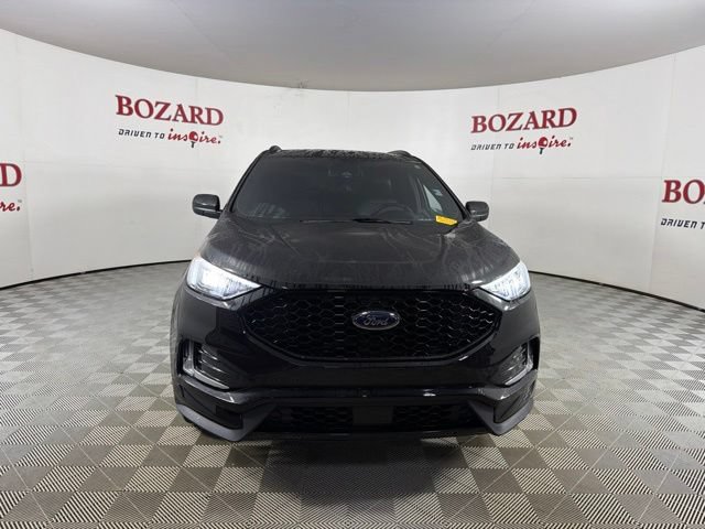 Certified 2024 Ford Edge ST-Line AWD/4WD image 2