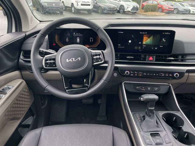 New 2026 Kia Carnival image 2