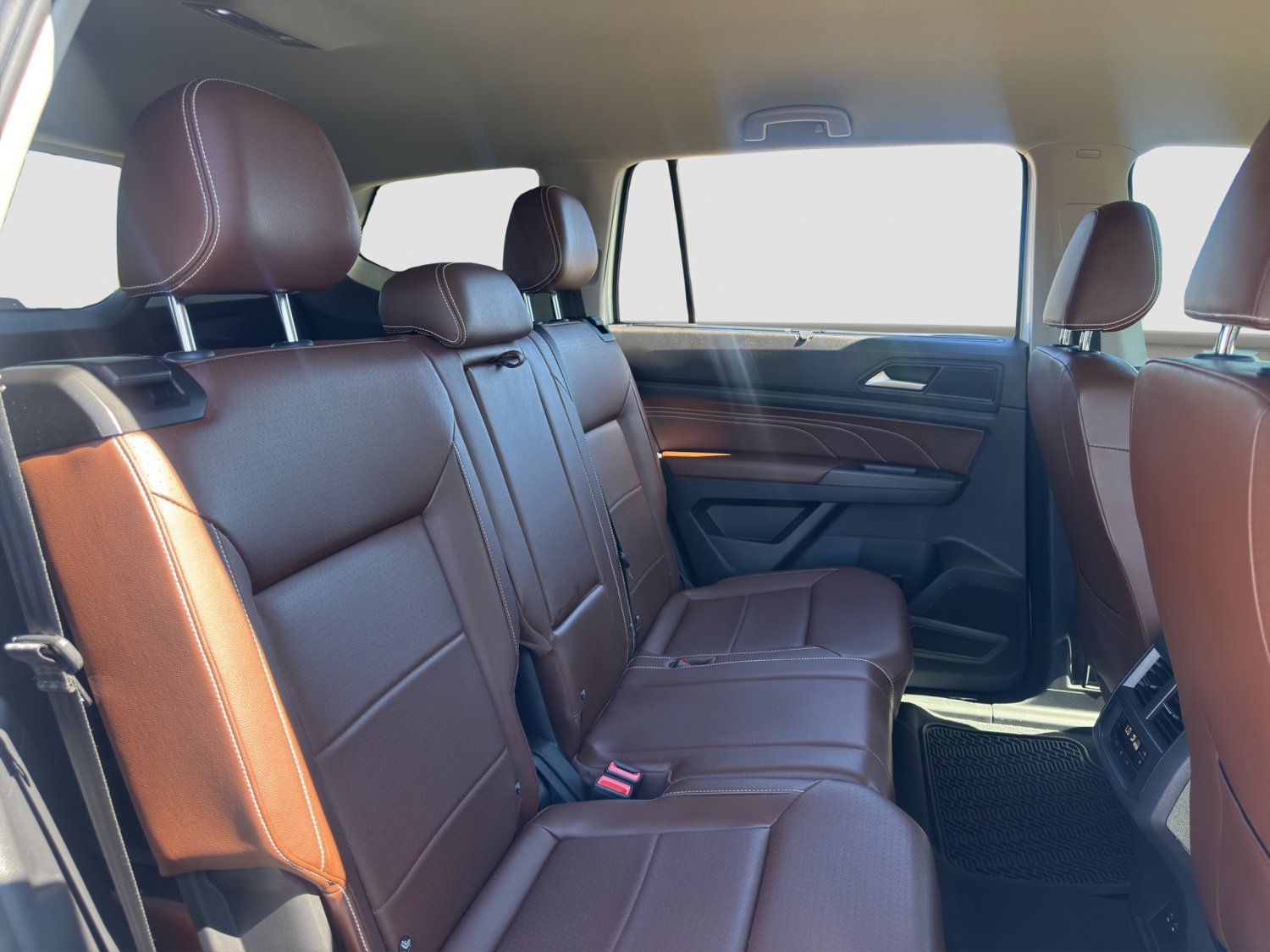 Used 2022 Volkswagen Atlas SE AWD/4WD image 18
