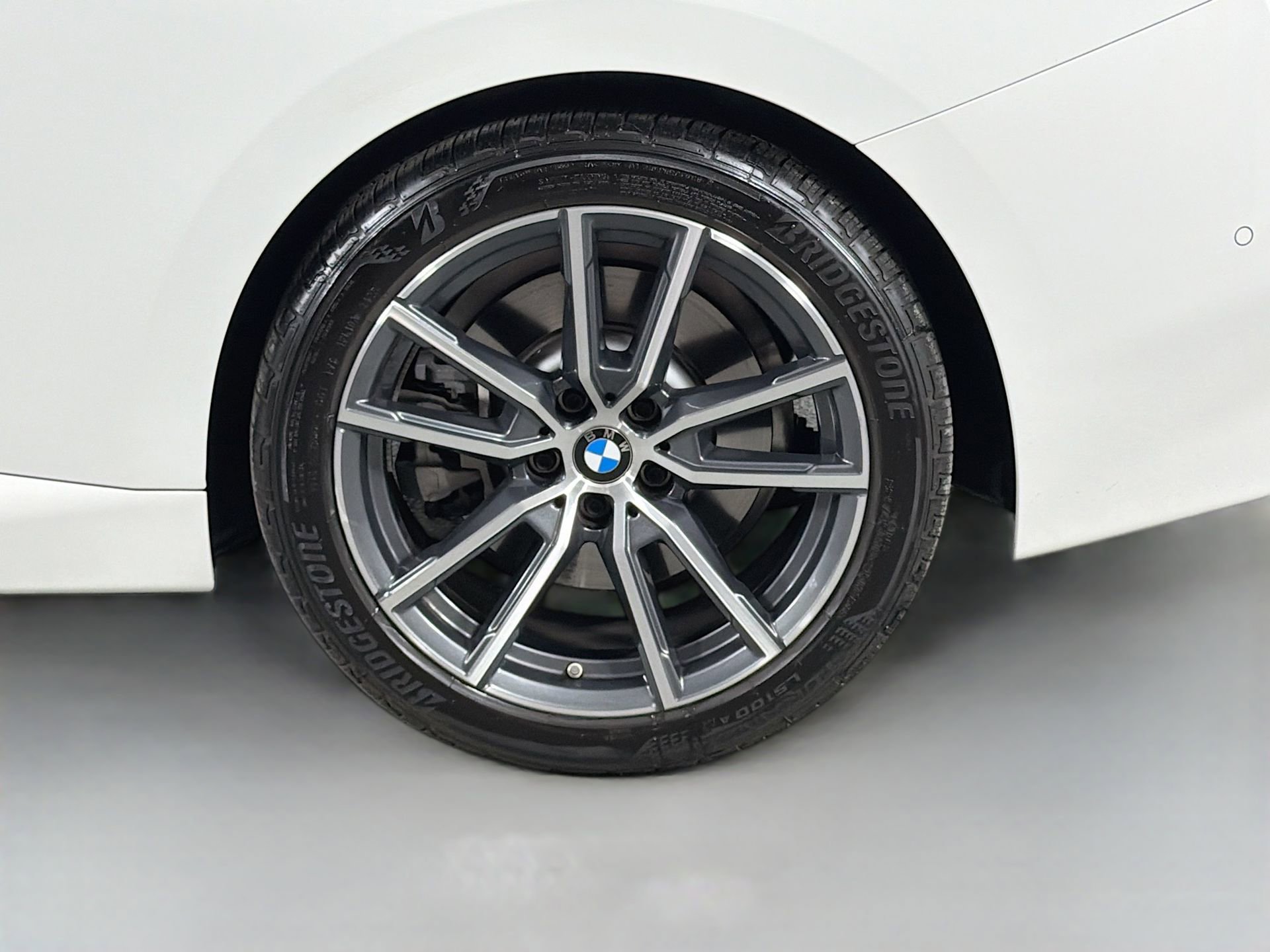 Used 2025 BMW 230i xDrive Coupe w/ Premium Package image 30