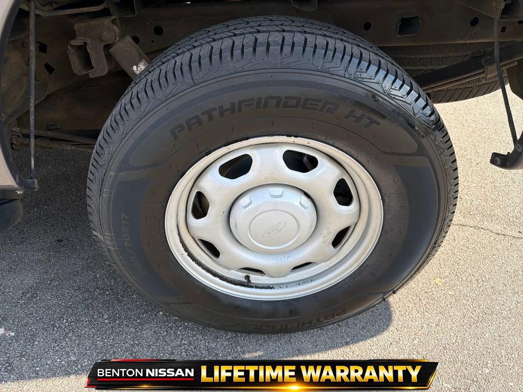 Used 2013 Ford F150 XL w/ Mid Equipment Group RWD image 16