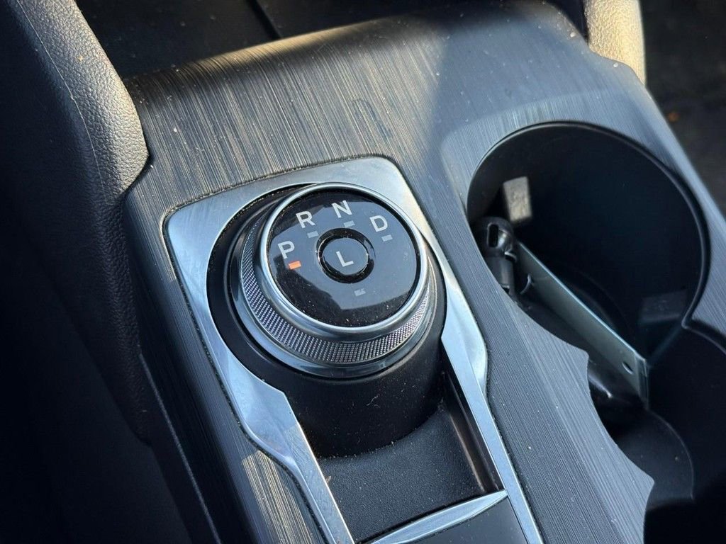 Used 2024 Ford Escape ST-Line image 26