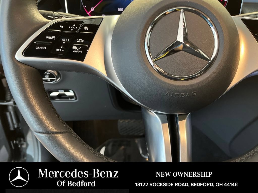 Used 2026 Mercedes-Benz GLC 300 4MATIC image 25