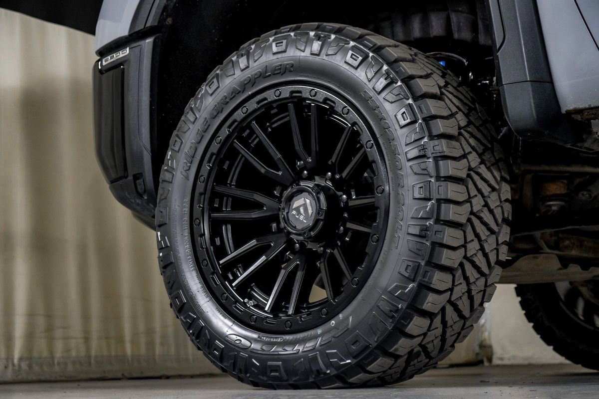 Used 2024 GMC Sierra 2500 AT4X image 56