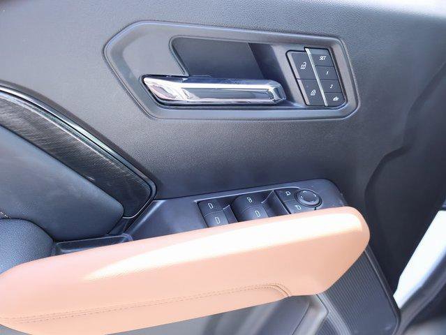 New 2025 GMC Canyon AT4 w/ Nightfall Edition image 25