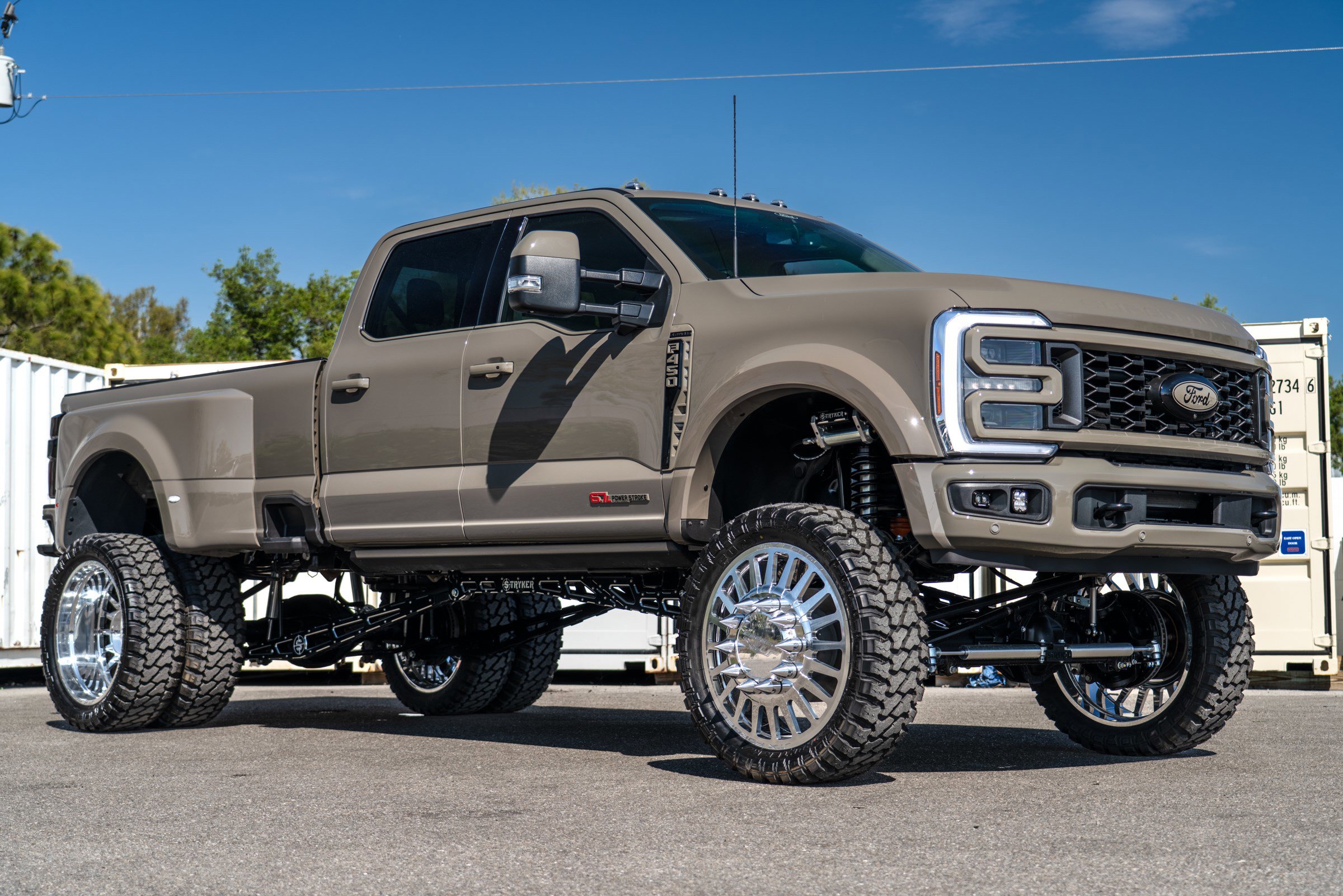 New 2026 Ford F450 Platinum w/ Platinum Plus Package image 10
