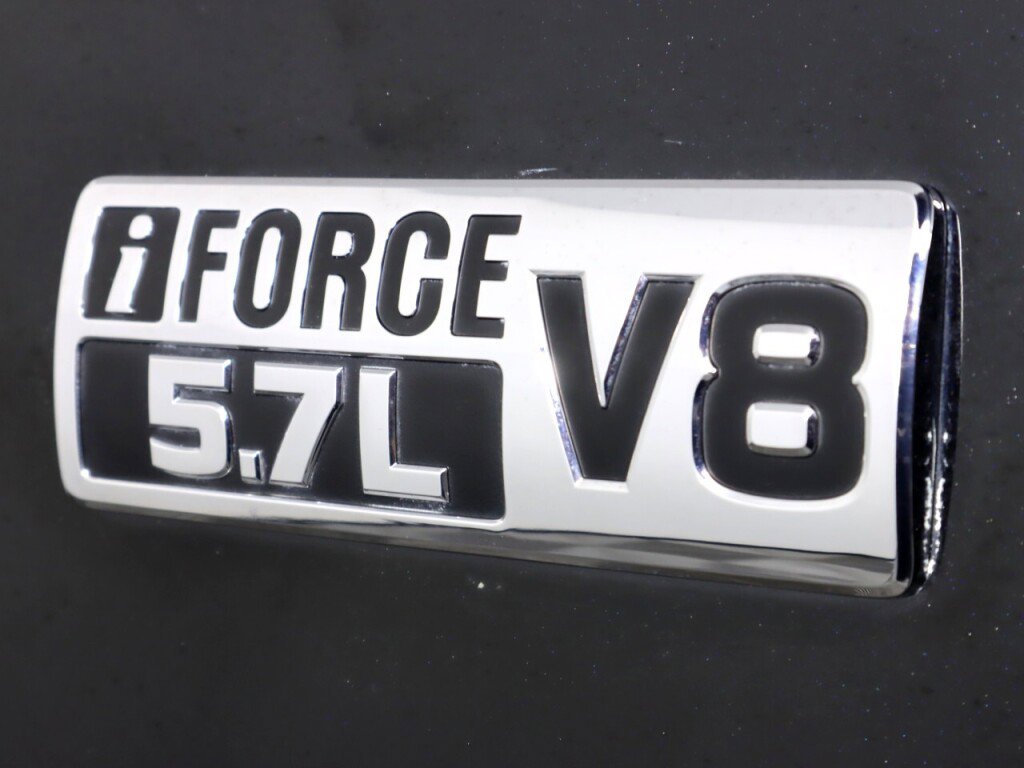 Used 2018 Toyota Tundra SR5 w/ TRD Off Road Package image 43