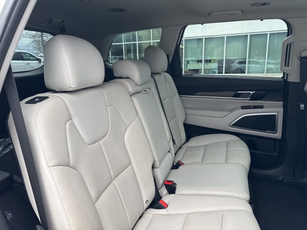 Used 2022 Kia Telluride EX w/ Towing Package image 28