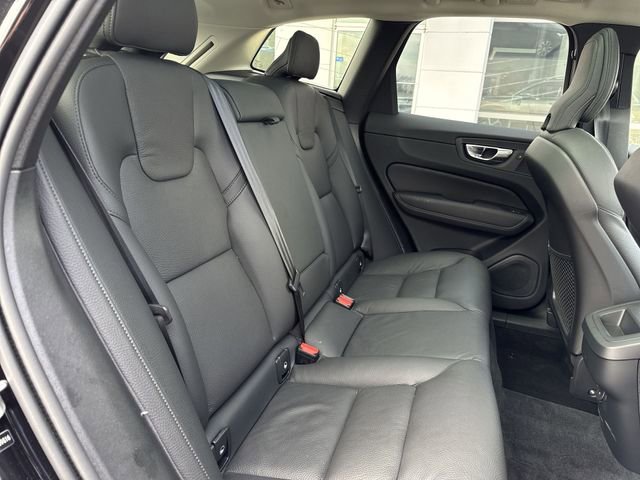 New 2025 Volvo XC60 B5 Plus w/ Protection Package Premier AWD/4WD image 27
