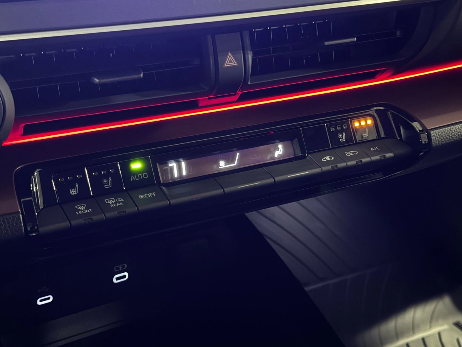 New 2026 Toyota Prius Plug-In Hybrid w/ Limited Premium Package image 22