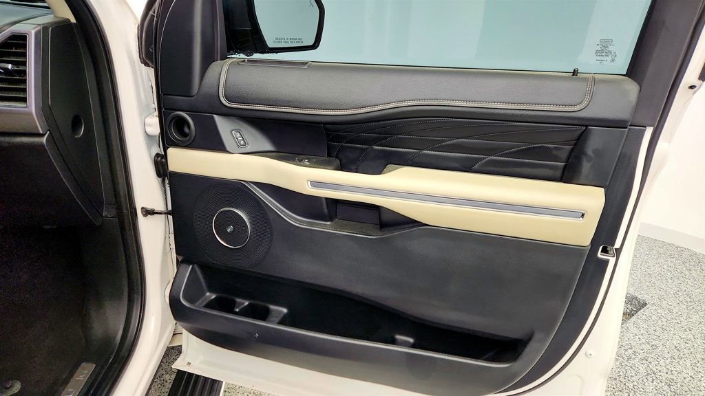 Used 2019 Ford Expedition Platinum image 27