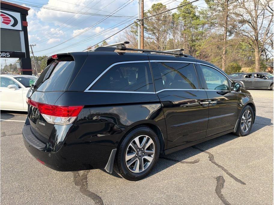 Used 2016 Honda Odyssey Touring image 6