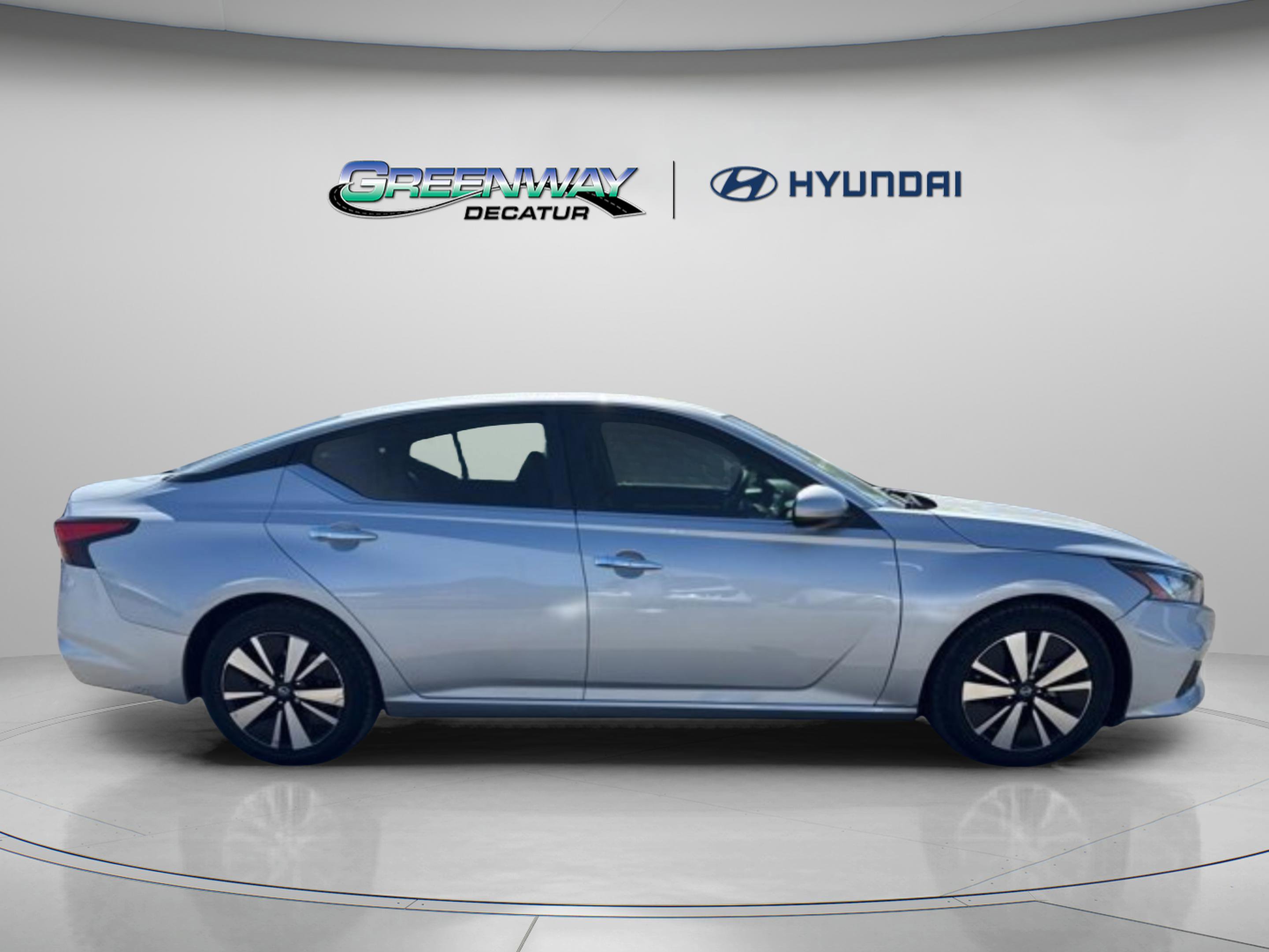 Used 2022 Nissan Altima 2.5 SV