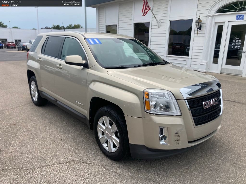 Used 2011 GMC Terrain SLE FWD image 3
