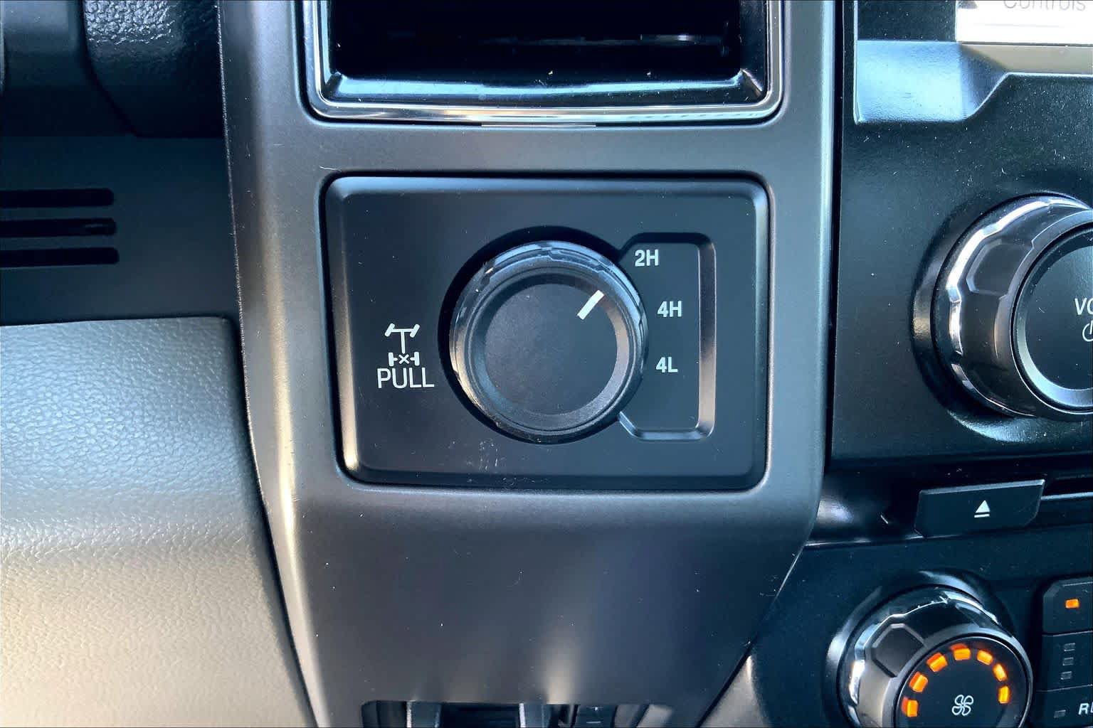 Used 2018 Ford F150 XLT w/ Equipment Group 302A Luxury AWD/4WD image 29