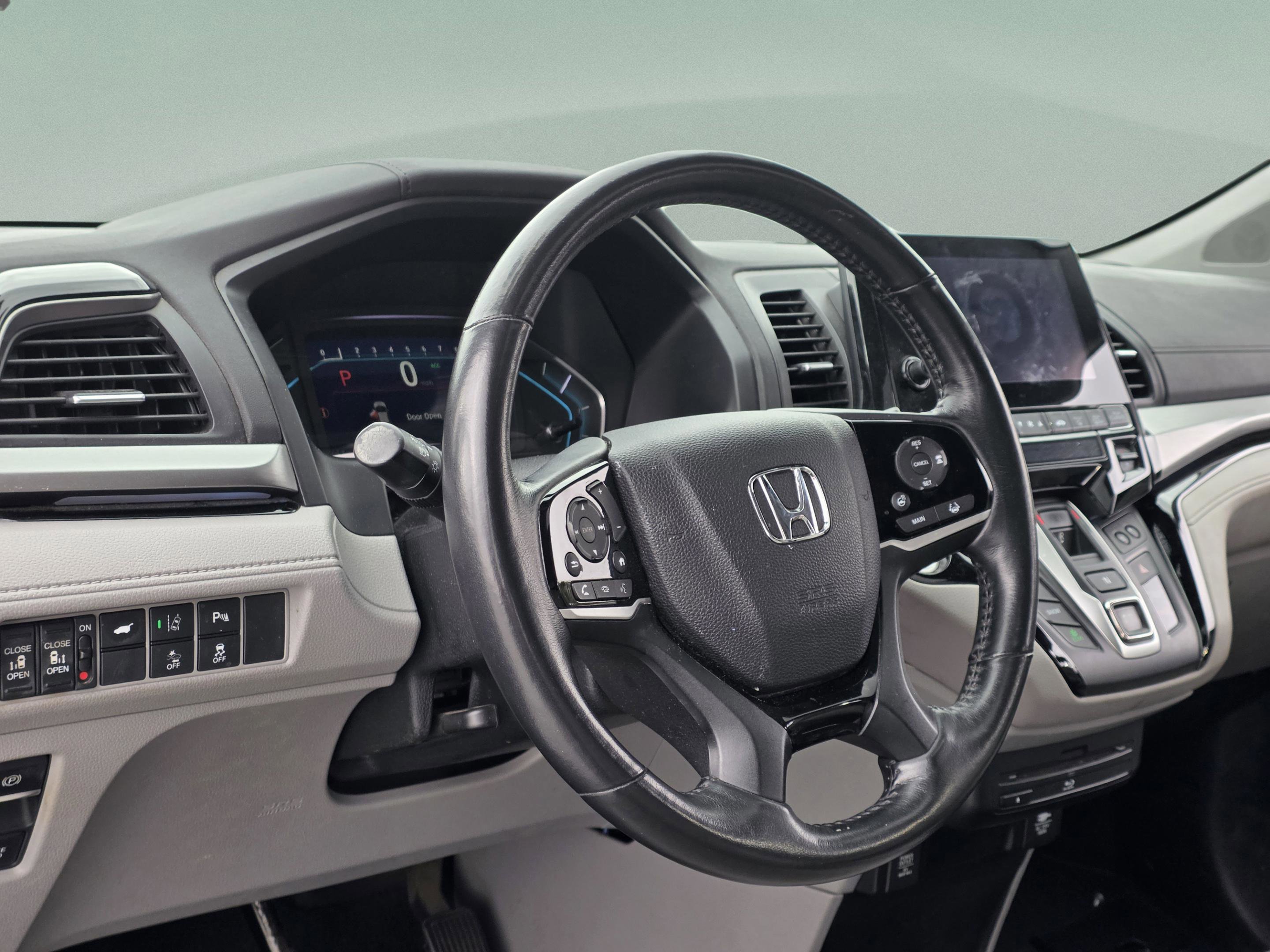 Used 2018 Honda Odyssey Elite image 28
