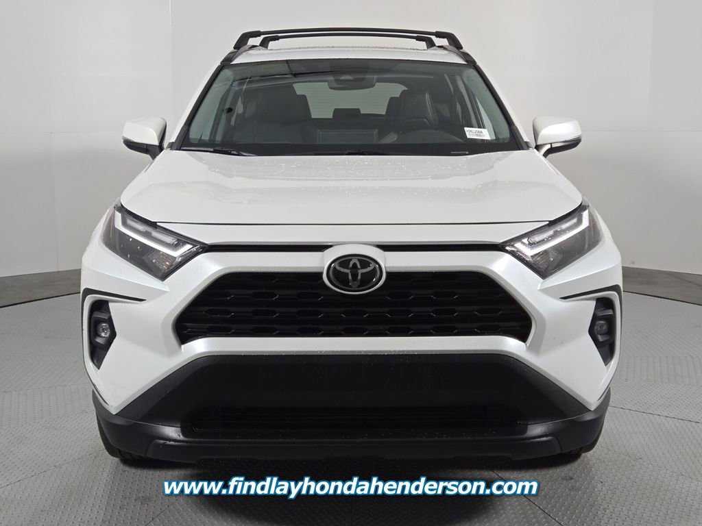 Used 2023 Toyota RAV4 XLE Premium image 7