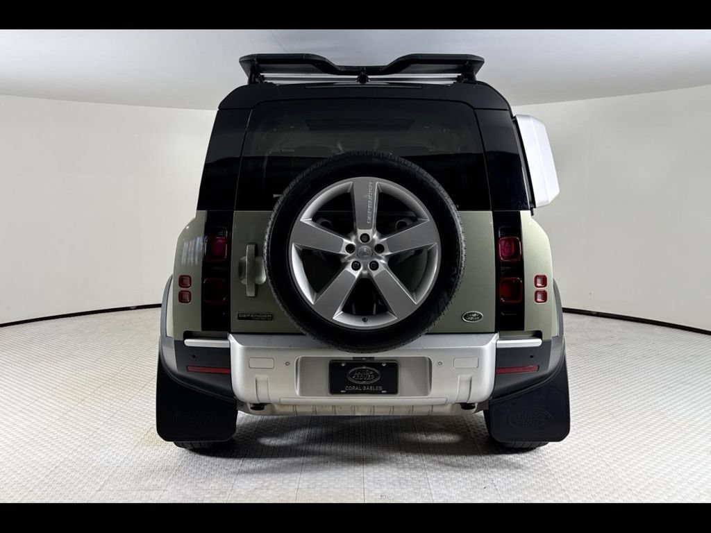 Used 2020 Land Rover Defender 110 First Edition AWD/4WD image 4