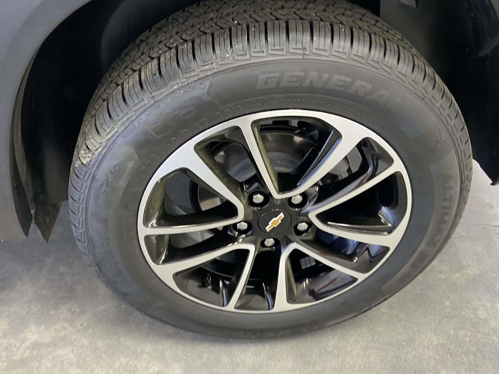 Used 2025 Chevrolet TrailBlazer LT image 9