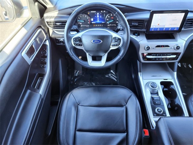 Certified 2022 Ford Explorer XLT w/ Equipment Group 202A image 13