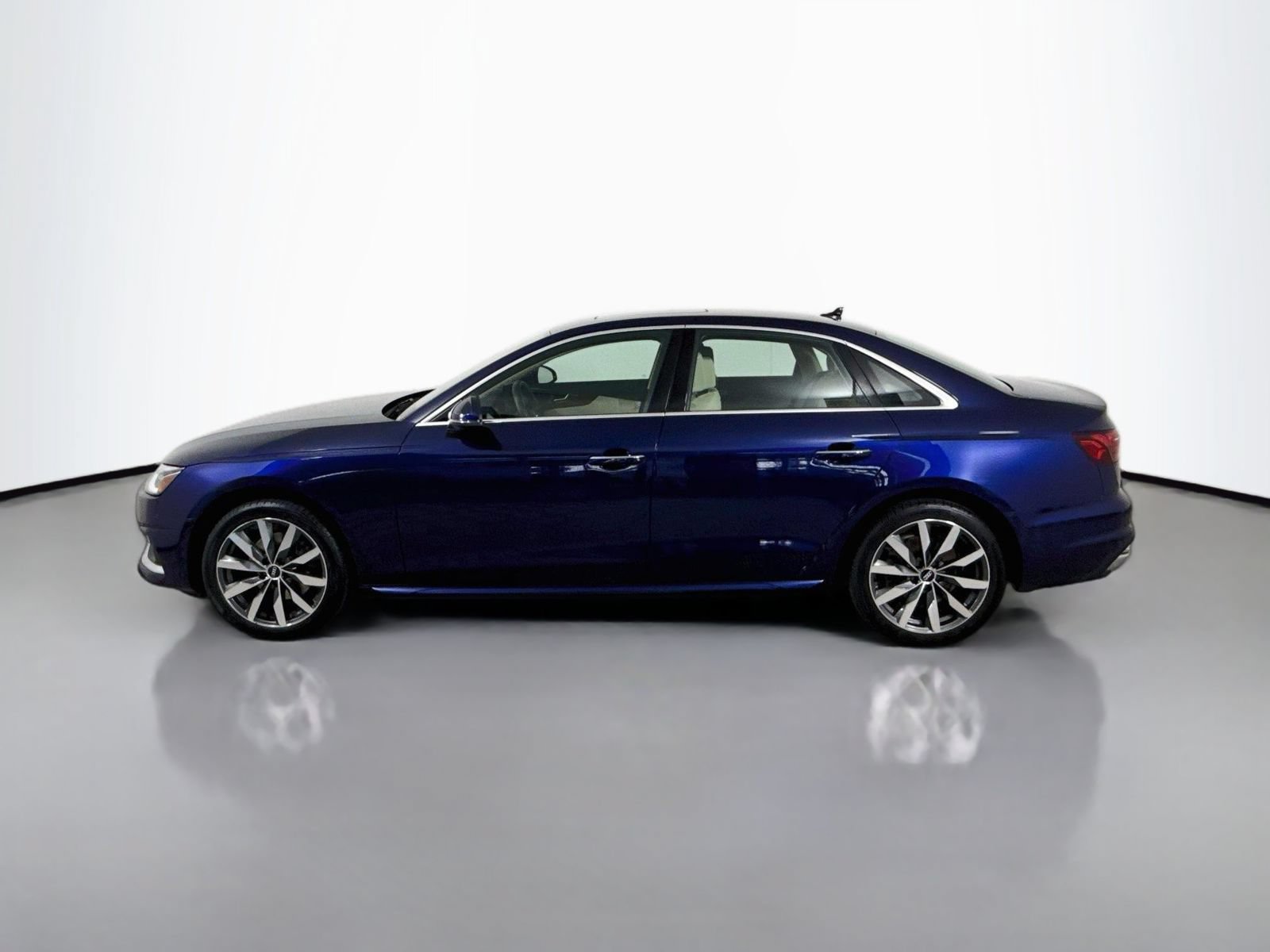 Certified 2022 Audi A4 2.0T Premium Plus w/ Premium Plus Package AWD/4WD image 2