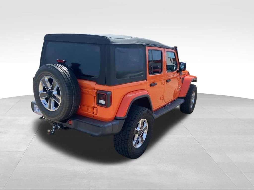 Used 2018 Jeep Wrangler Unlimited Sahara AWD/4WD image 17