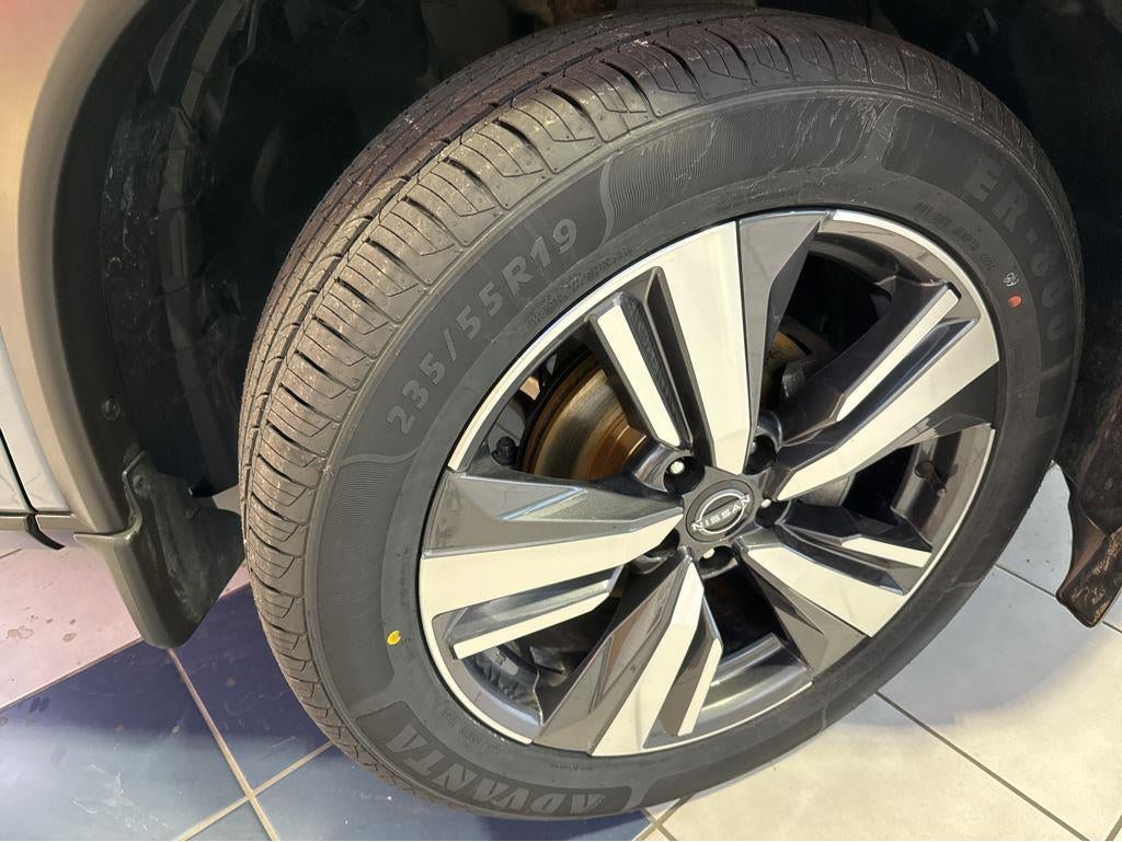 Used 2022 Nissan Rogue SL w/ SL Premium Package AWD/4WD image 6