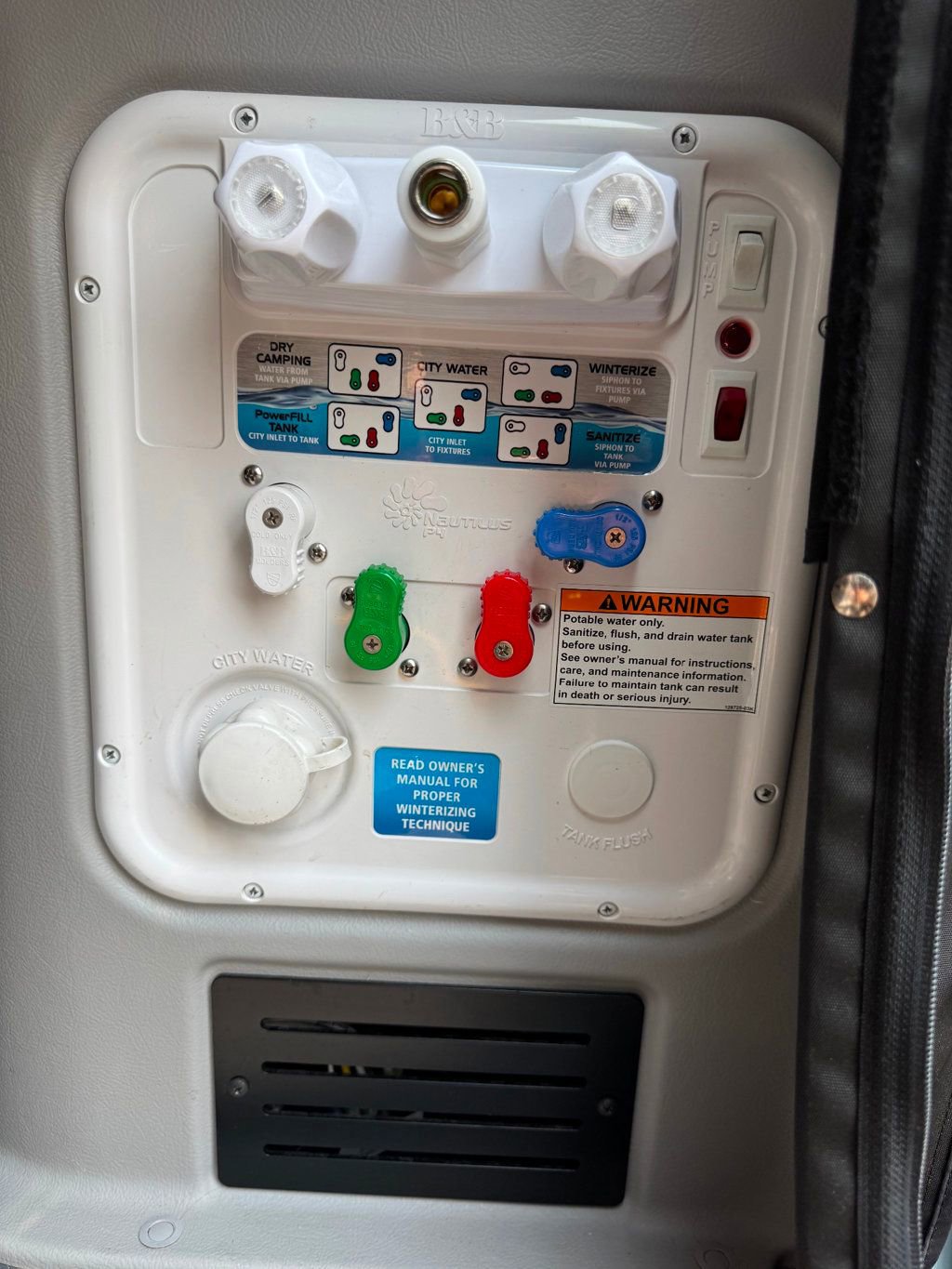 Used 2021 Mercedes-Benz Sprinter 2500 image 35