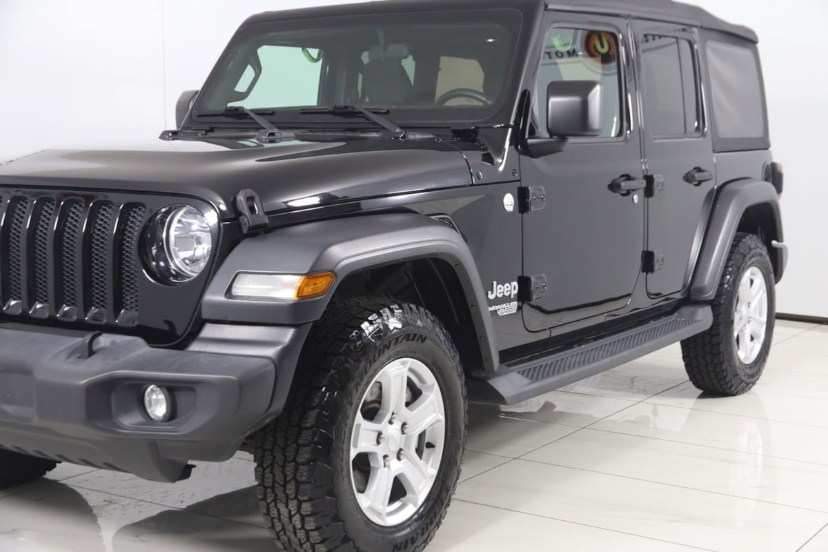 Used 2018 Jeep Wrangler Unlimited Sport S AWD/4WD image 51