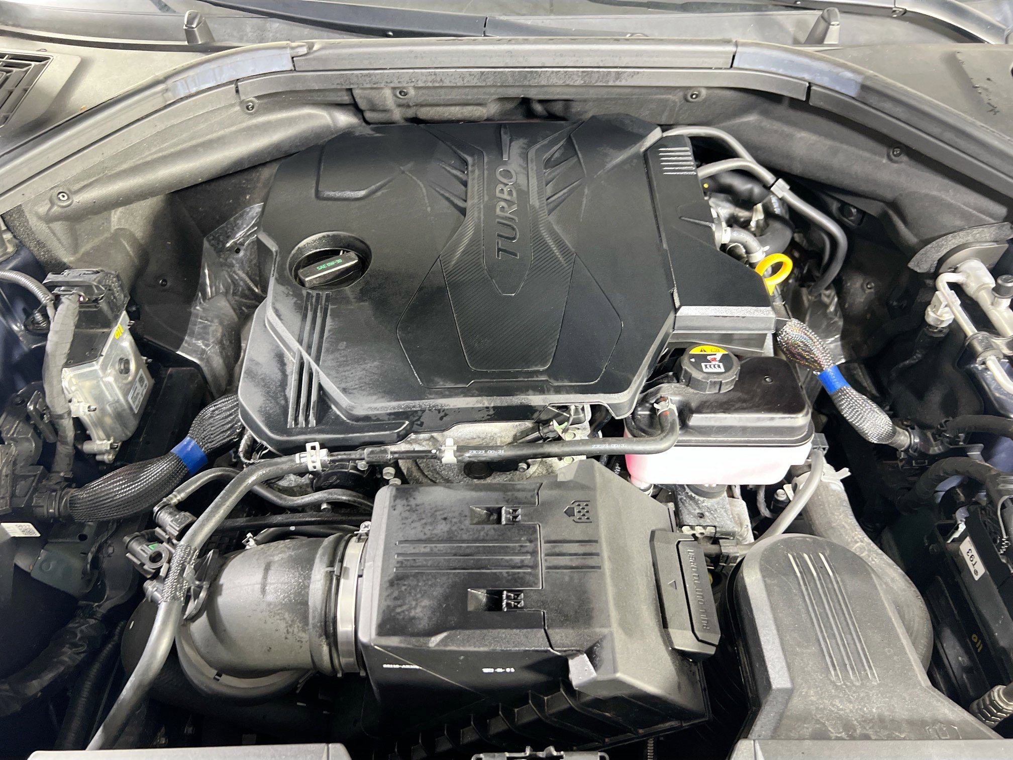 Used 2023 Genesis GV70 2.5T w/ Select Package image 30