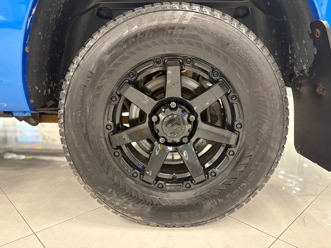 Used 2018 RAM 1500 Sport w/ Hydro Blue Sport Package image 40