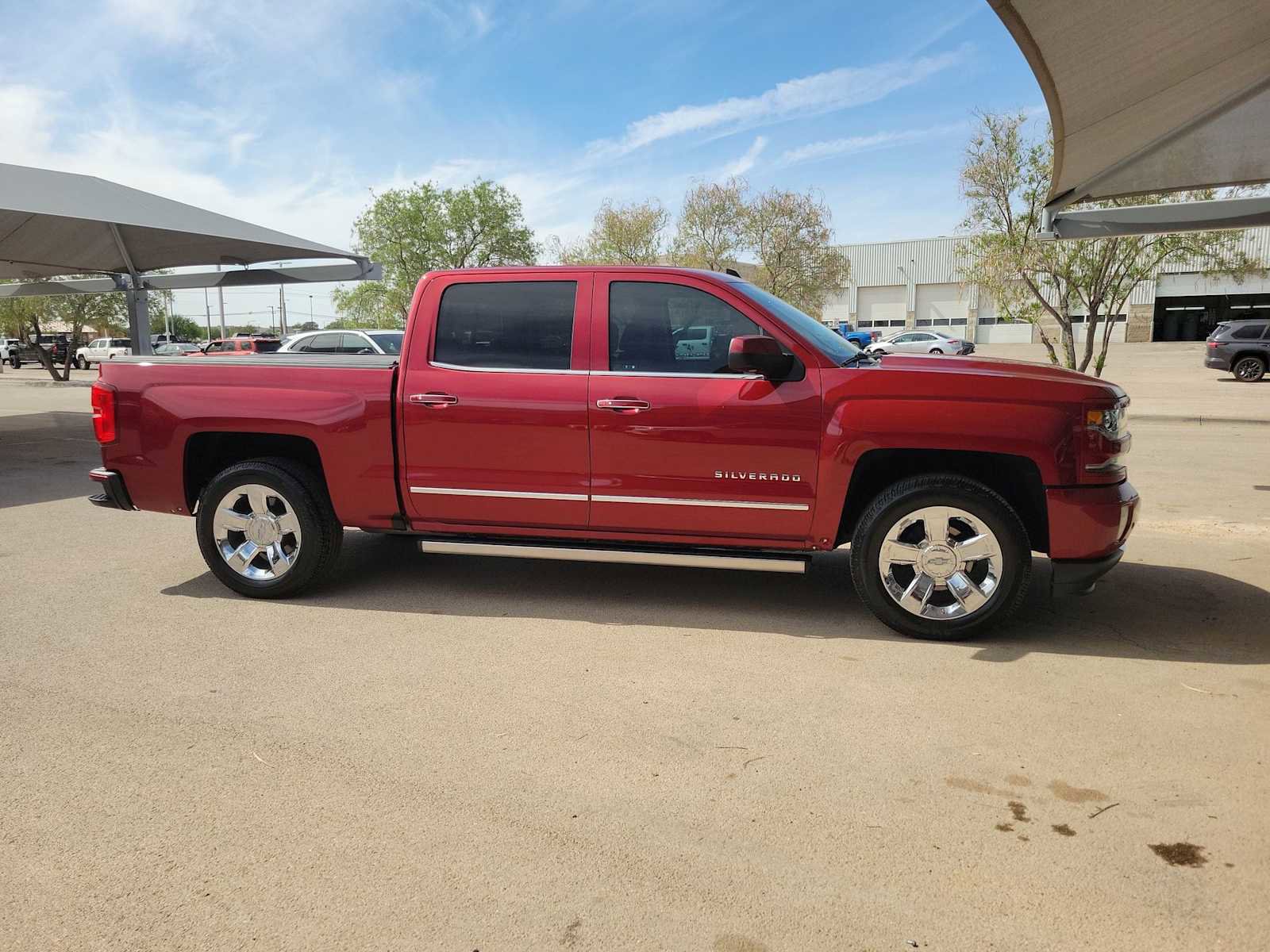 Used 2018 Chevrolet Silverado 1500 LTZ Z71 w/ LTZ Plus Package image 9