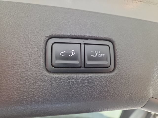 Certified 2025 Kia Carnival EX FWD image 30