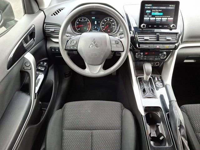 Used 2024 Mitsubishi Eclipse Cross LE AWD/4WD image 14