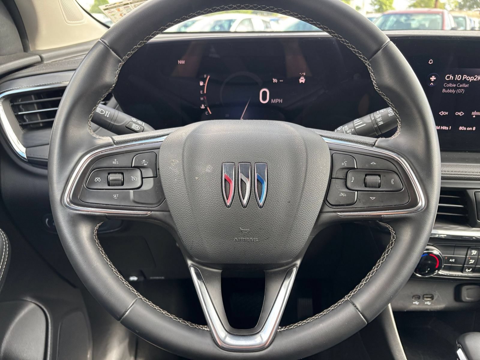 Used 2025 Buick Encore GX Preferred FWD image 27