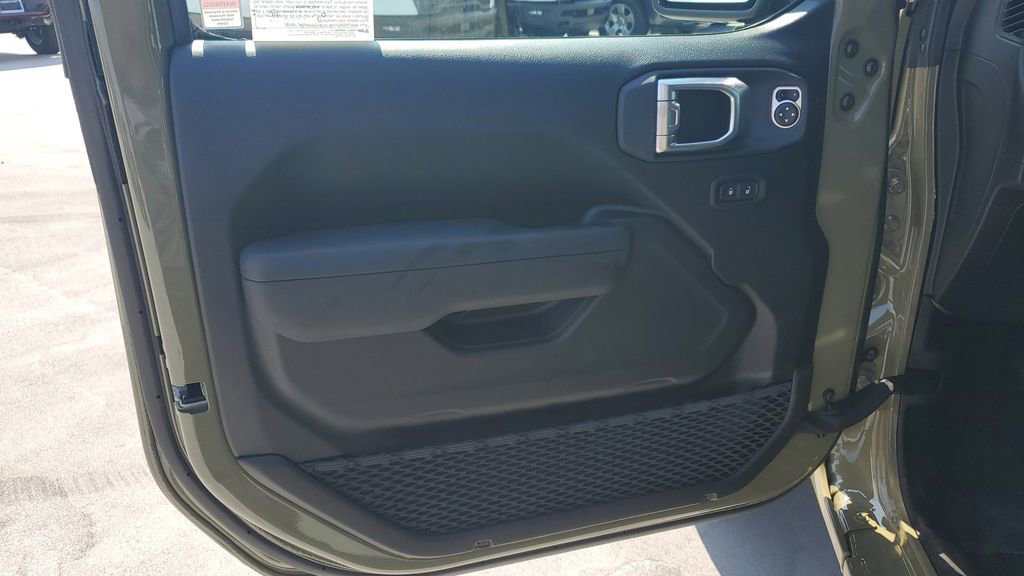 New 2025 Jeep Wrangler Sport S image 19