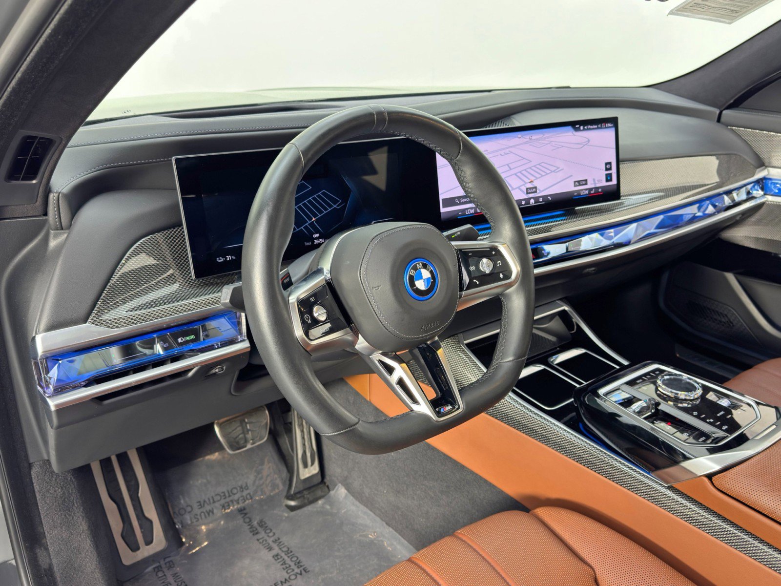 Used 2023 BMW i7 xDrive60 image 14