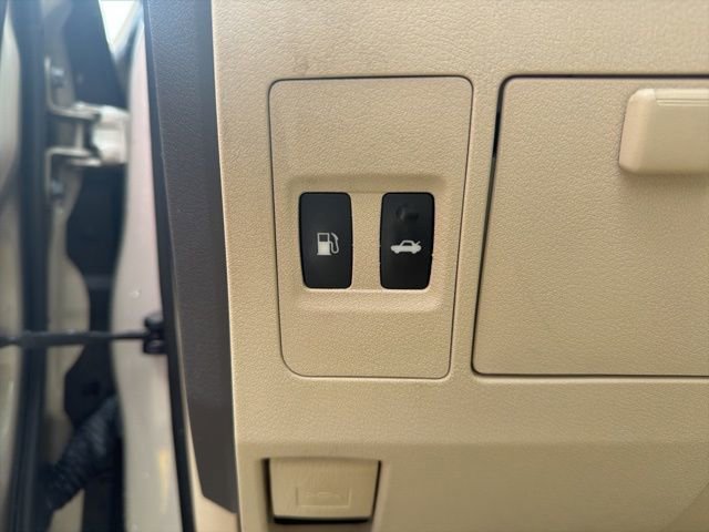 Used 2011 Lexus ES 350 image 8